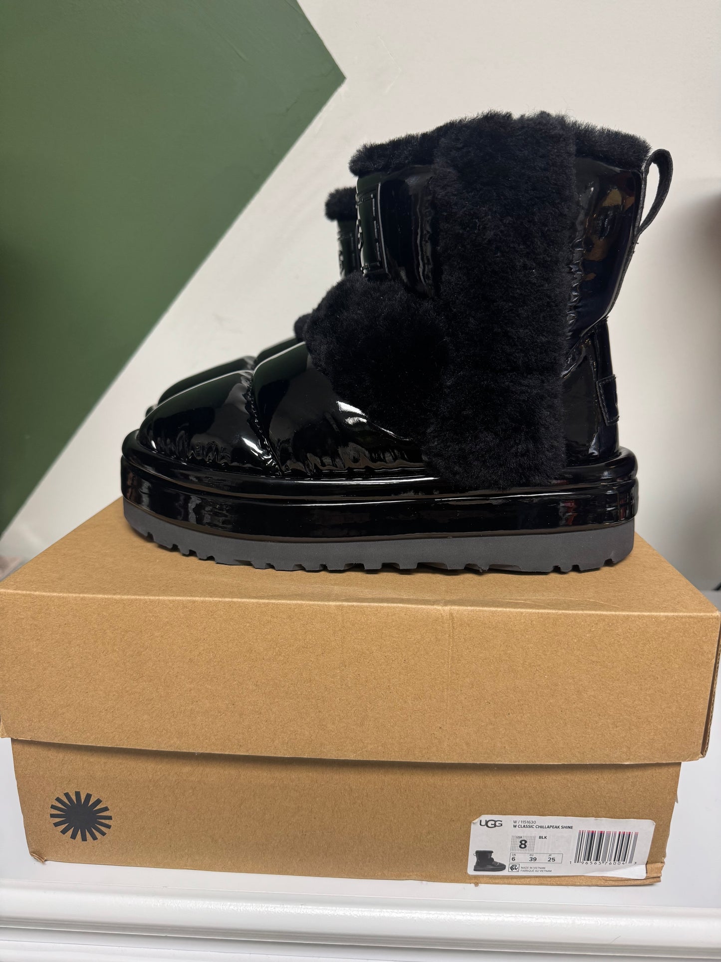 Black Ugg Boots