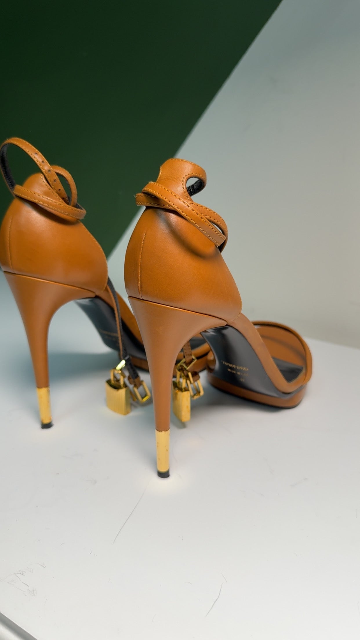 Tom Ford Platform Padlock Brown Whiskey SZ 41