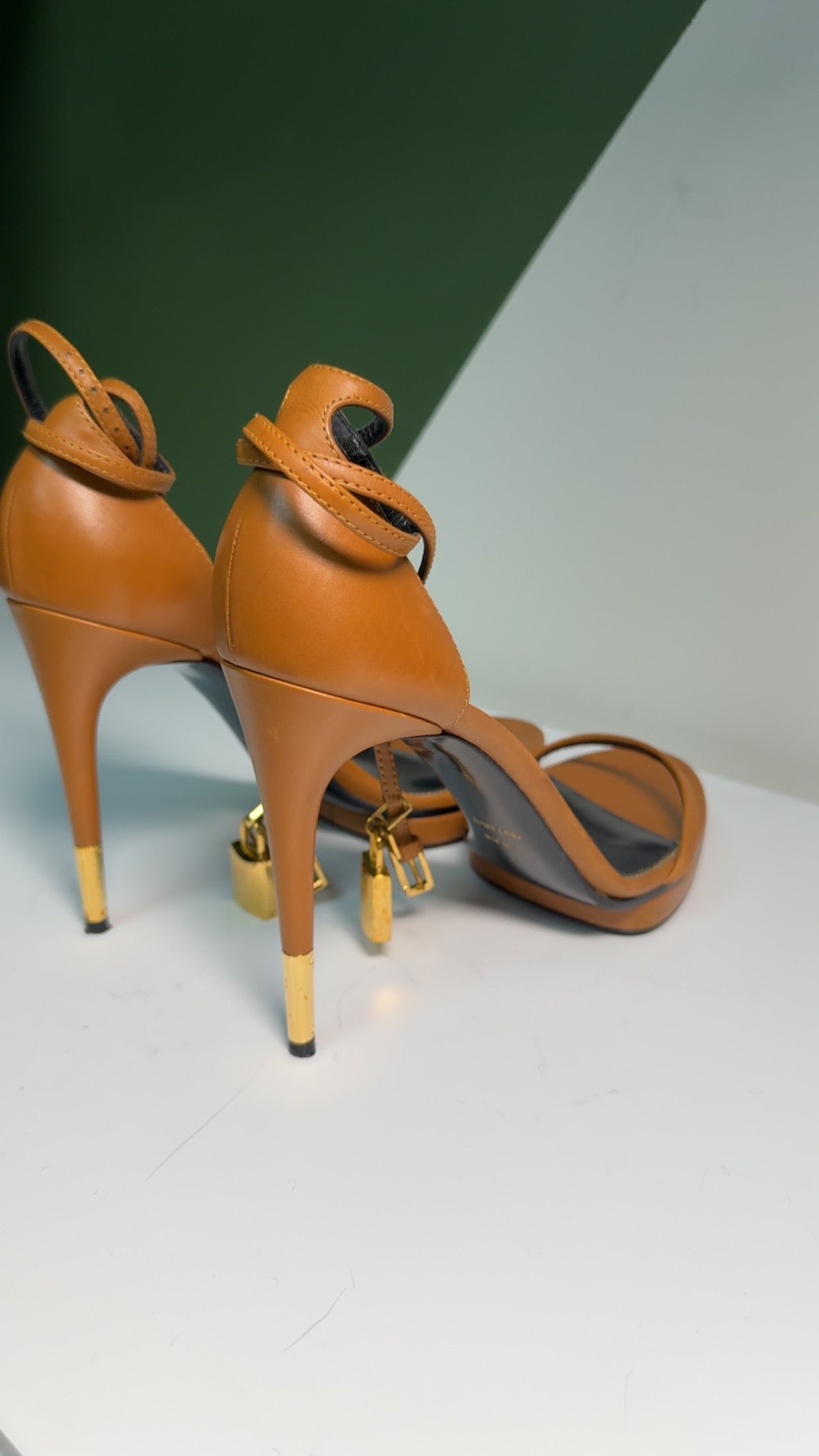 Tom Ford Platform Padlock Brown Whiskey SZ 41