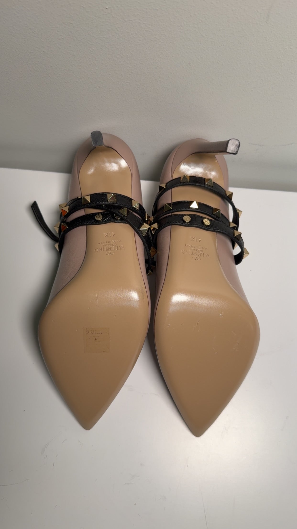 Valentino Rick Stud Leather Pumps Sz 41.5